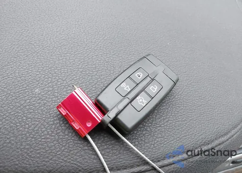 2010 Lincoln Mks z USA, uszkodzony, nr VIN 1LNHL9DR2AG601485